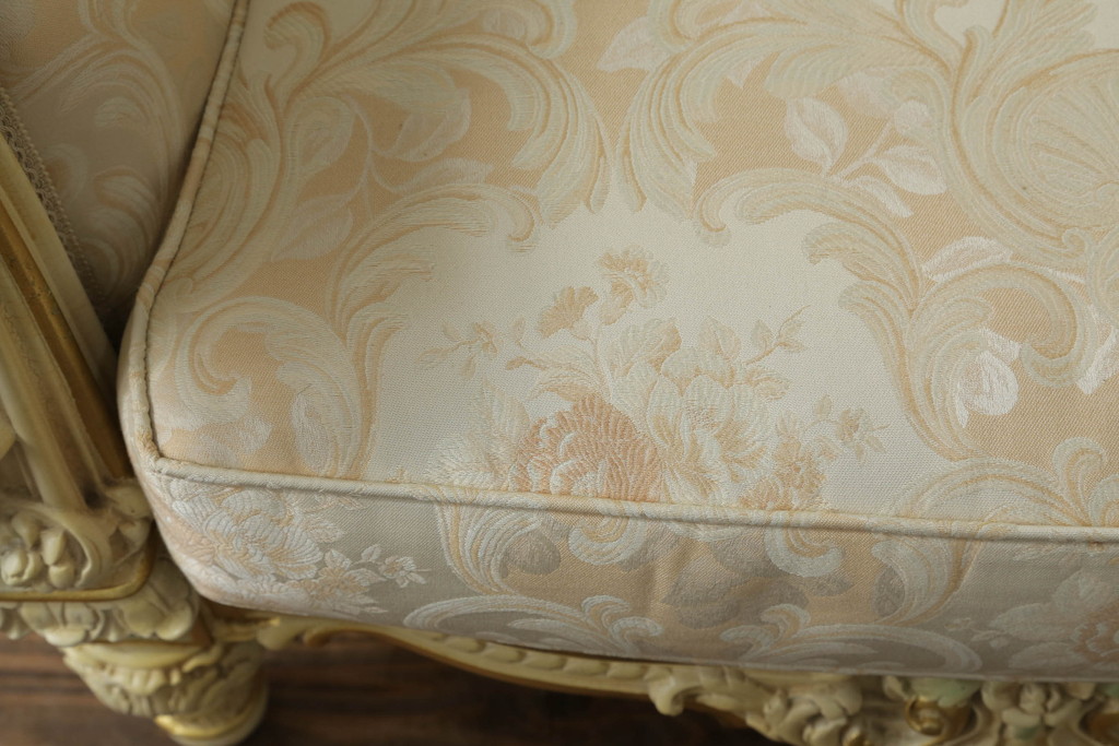中古　美品　イタリア高級家具　SILIK(シリック)　ロココ調　優雅で上品な空間づくりにぴったりな1人掛けソファ(一人掛けソファ、1P、アームソファ)(R-075093)