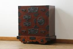 アンティーク家具　昭和初期　ヒノキ材　和の趣き溢れる上品な箪笥ローボード(収納棚、引き出し、リビングボード)