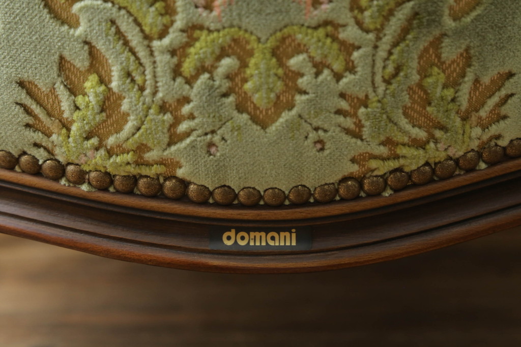 中古　カリモク家具(karimoku)　domani(ドマーニ)　Louis(ルイ)XVシリーズ　ルイ15世　優雅なひとときを演出してくれる1人掛けソファ(アームソファ、一人掛け、1P)(定価約48万円)(R-052139)