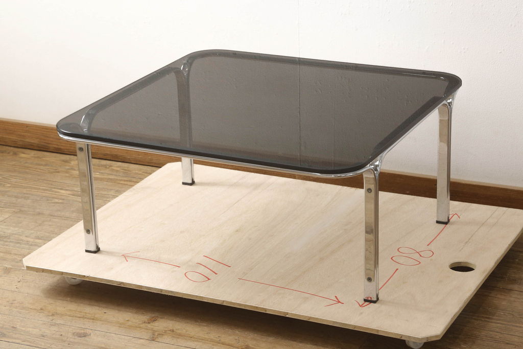 フランスビンテージ mobilia(モビリア)取り扱い airborne(エアボーン) 洗練されたデザインが魅力のガラステーブル(センターテーブル、ローテーブル、リビングテーブル、ヴィンテージ)(R-061004)  | ラフジュ工房