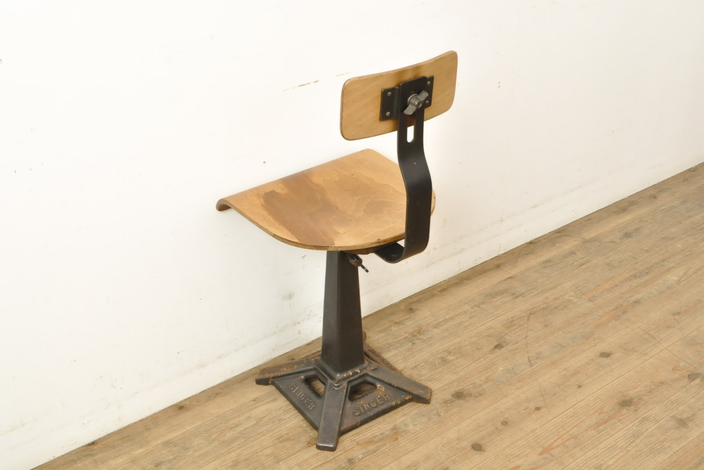 イギリスヴィンテージ　希少!インダストリアルな空間づくりにおすすめのシンガーチェア(椅子、ワークチェア、ビンテージ)(R-057195)
