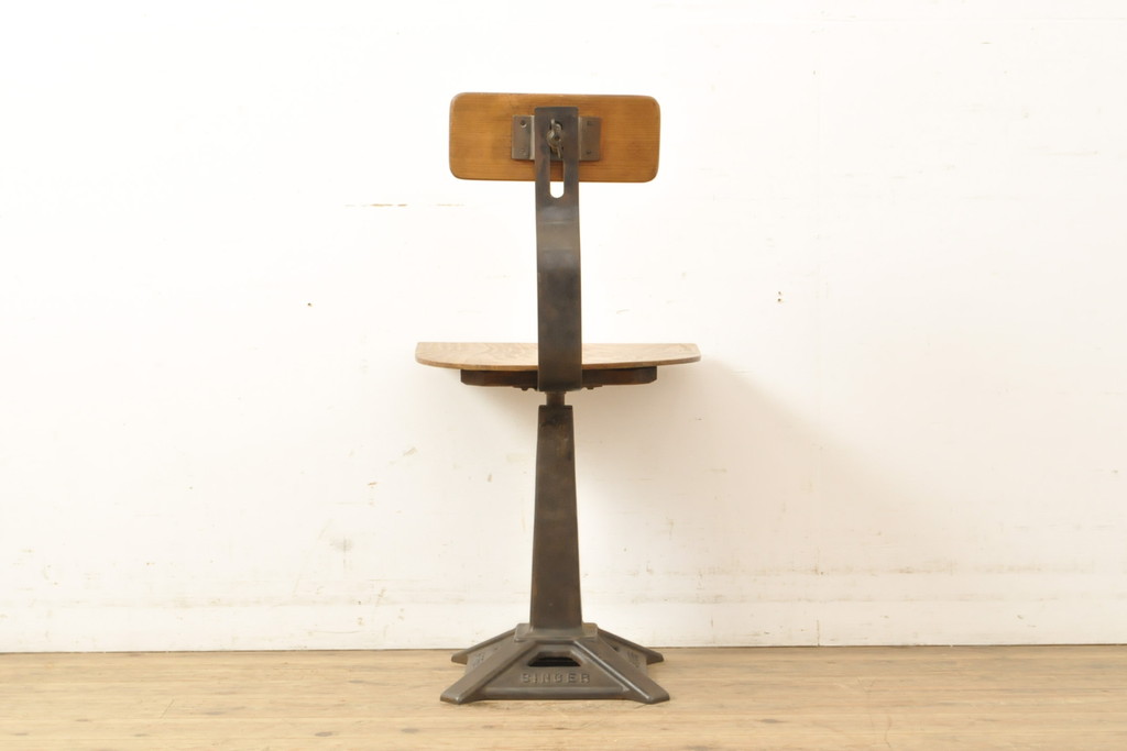 イギリスヴィンテージ　希少!インダストリアルな空間づくりにおすすめのシンガーチェア(椅子、ワークチェア、ビンテージ)(R-057197)