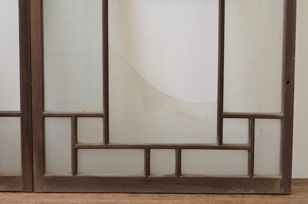 アンティーク建具　大正ロマン　ノスタルジックな雰囲気を醸し出すガラス窓2枚セット(引き戸、ガラス戸)(R-066003)