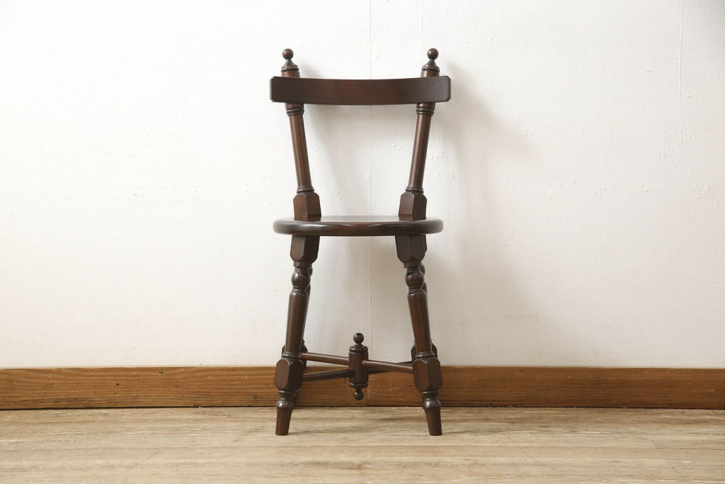 中古　美品　松本民芸家具の凝った装飾が素敵な南京小椅子(イス、板座チェア)(R-059848)