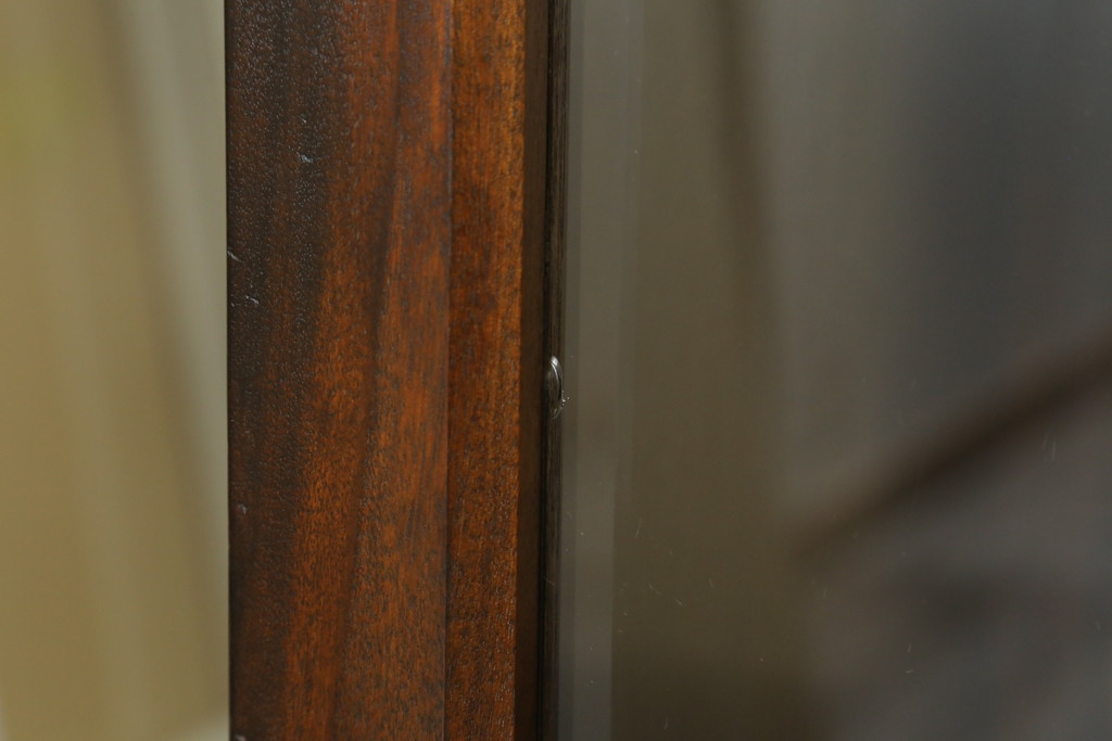 和製ビンテージ　九州民芸家具　シックな佇まいが上品なホールクロックキャビネット(ガラスケース、ショーケース、縦型キャビネット、収納棚、戸棚、飾り棚、ヴィンテージ)(R-065698)