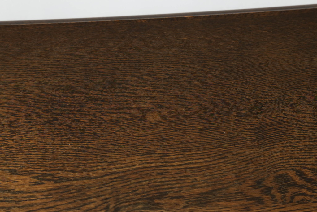 中古　飛騨産業　キツツキマーク　穂高シリーズ　気品あるクラシカルなデザインが魅力的なセンターテーブル(ローテーブル、リビングテーブル)(R-071050)
