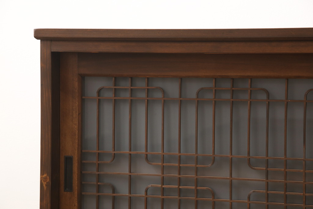 ラフジュ工房オリジナル　古建具リメイク　組子建具が上品なリビングボード(収納棚、戸棚、テレビ台、ローボード、サイドボード)(R-057649)