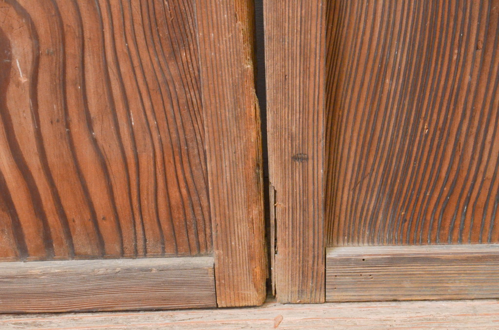 アンティーク建具　古い木味が趣を感じさせるガラス戸2枚セット(引き戸)(R-067366)