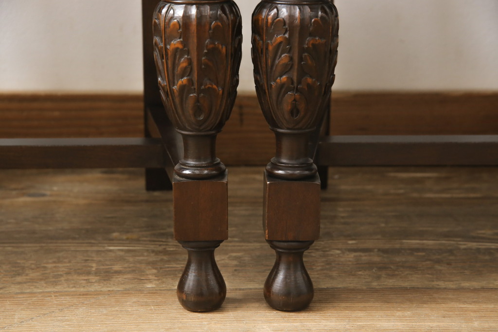 イギリスアンティーク　彫りの装飾が美しい!バルボスレッグが目を引くチェア4脚セット(ダイニングチェア、椅子)(R-051602)