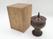 アンティーク雑貨　昭和初期　栓材　味わい深い小さなちゃぶ台(飾り台、花台)(R-040672)