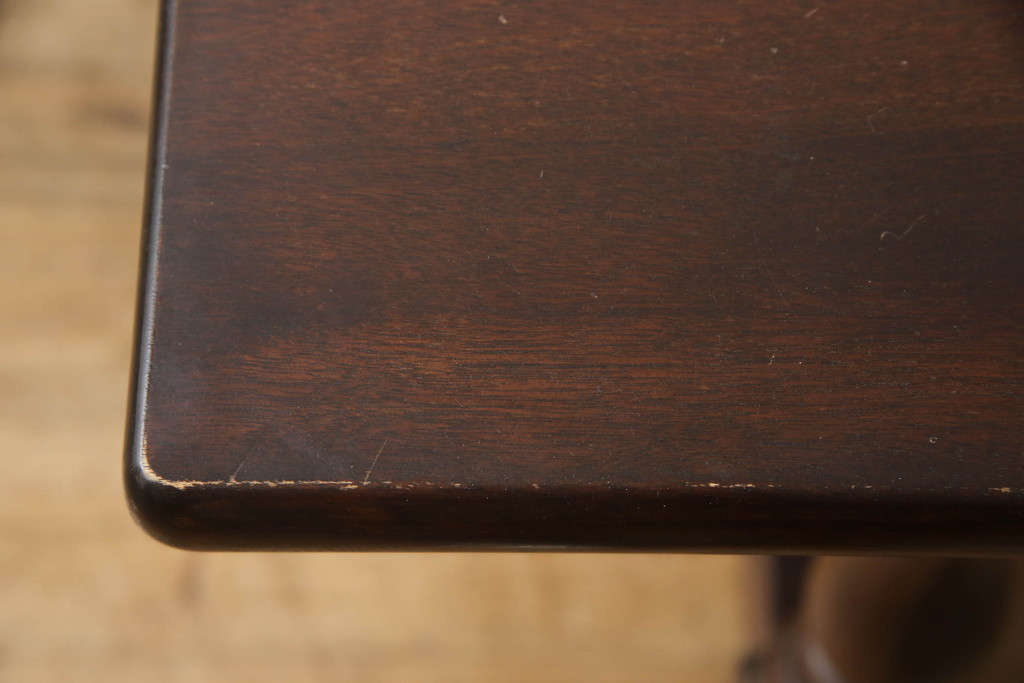 中古　松本民芸家具　クラシカルな雰囲気を醸し出すダイニングテーブル(食卓、4人掛け、作業台)(R-067457)
