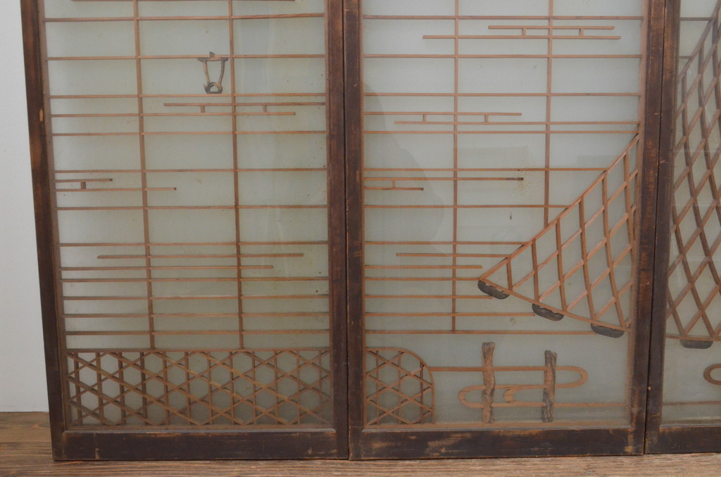 アンティーク建具　落ち着いた木色と繊細な組子が魅力的!両面ガラスの書院戸4枚セット(窓、ガラス戸、引き戸)(R-067580)