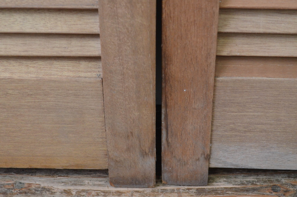 アンティーク建具　木の温もりを感じるルーバー4枚セット(引き戸、ジャロジー戸、雨戸、木製)(R-067541)