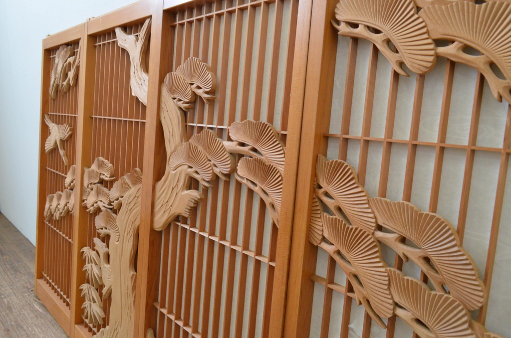 アンティーク建具　松と鶴の彫刻入りの書院障子戸4枚セット(引き戸、書院戸、窓)(R-067203)