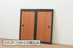 海外アンティーク　ペイント仕上げ限定　かわいらしいデザインのアイアンフェンス入り両開きドア1対2枚セット(建具、木製扉)(R-068056)