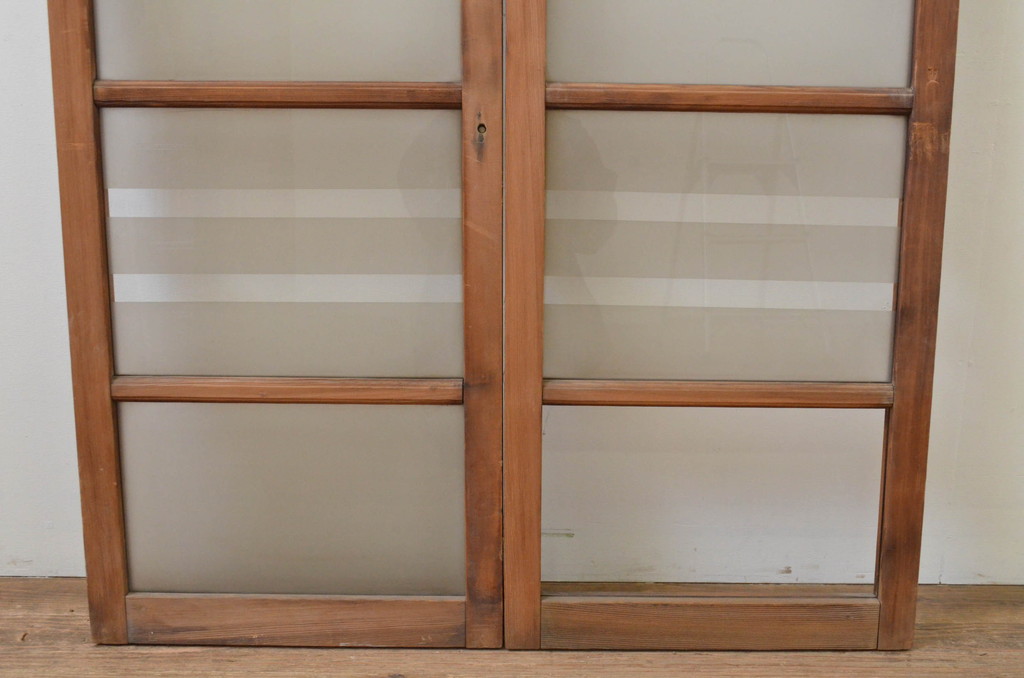アンティーク建具　レトロな雰囲気が魅力のガラス窓2枚セット(ガラス戸、引き戸)(R-067832)