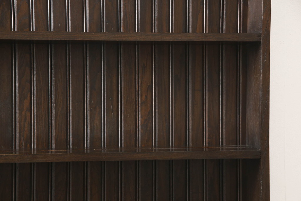 イギリスアンティーク　オーク材　クラシカルな空間づくりにおすすめのカップボード(食器棚、ブックシェルフ、本棚、飾り棚、収納棚、戸棚、キャビネット、英国)(R-066455)