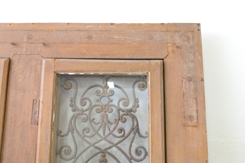 海外アンティーク　ペイント仕上げ限定　オーク材　かわいいデザインのアイアンフェンス入りドア1枚(建具、木製扉)(R-068052)