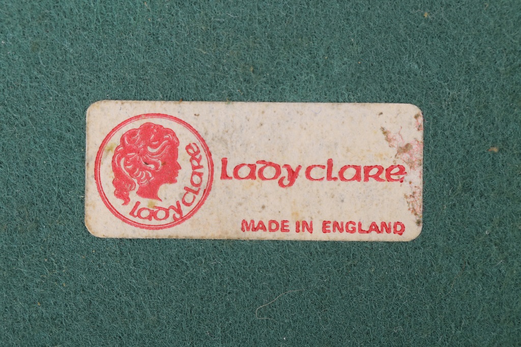 アンティーク雑貨　LADY CLARE(レディクレア)　イギリスビンテージ　木製のラウンドテーブルマット4枚セット(ランチョンマット・プレイスマット・コースター・丸トレー)(2)