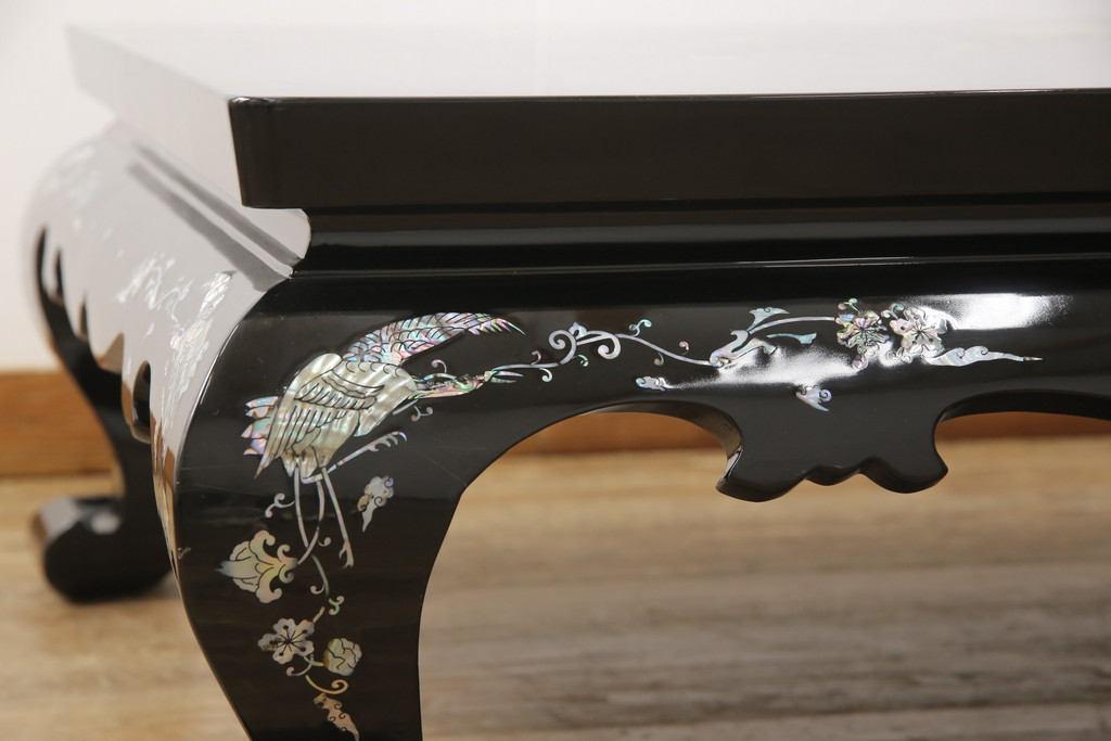 中古　美品　韓国民芸家具　華やかな螺鈿細工が美しい座卓(ローテーブル、センターテーブル)(定価約75万円)(R-056931)
