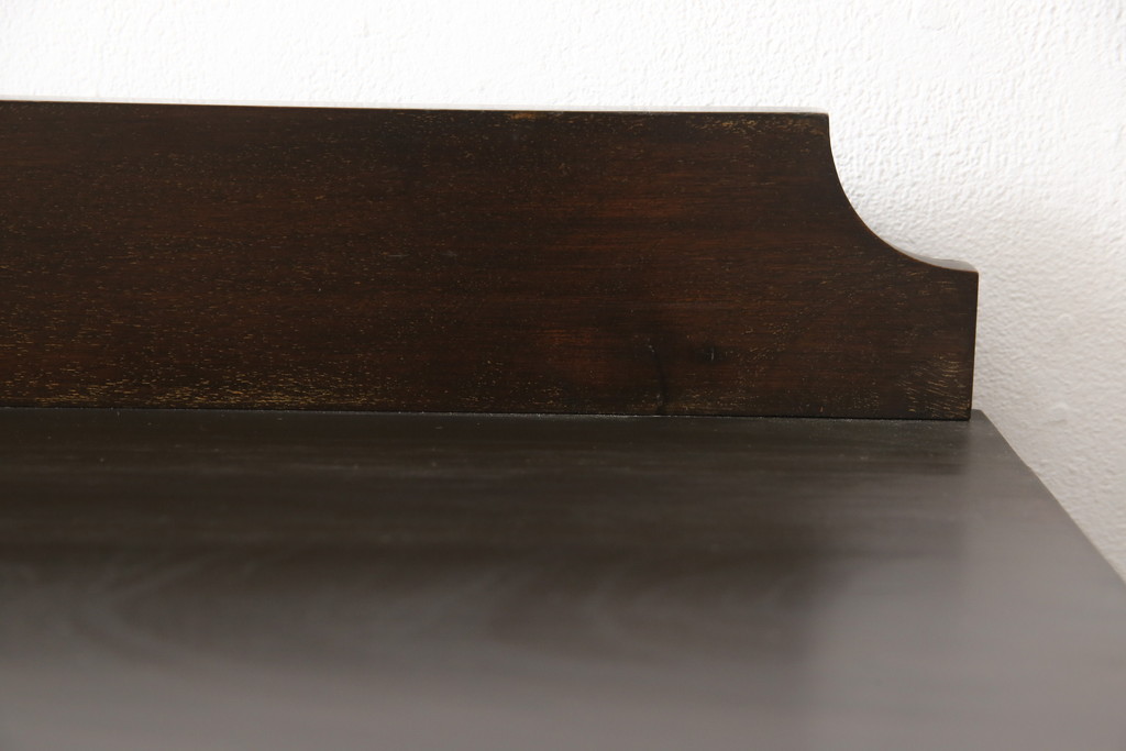 イギリスアンティーク　マホガニー材　猫脚のデザインが魅力!エレガントさとクラシカルな雰囲気を兼ね備えたキャビネット(ブックケース、ガラスケース、飾り棚、陳列棚、収納棚)(R-051625)