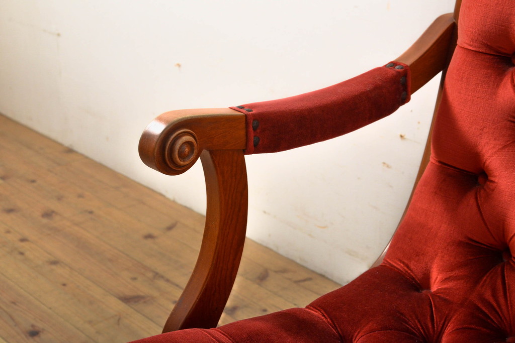 中古　横浜ダニエル(daniel)　クラシカルな布張りのブーツワイドアームチェア(定価約30万円)(1人掛けソファ、ラウンジチェア、椅子)(R-056919)
