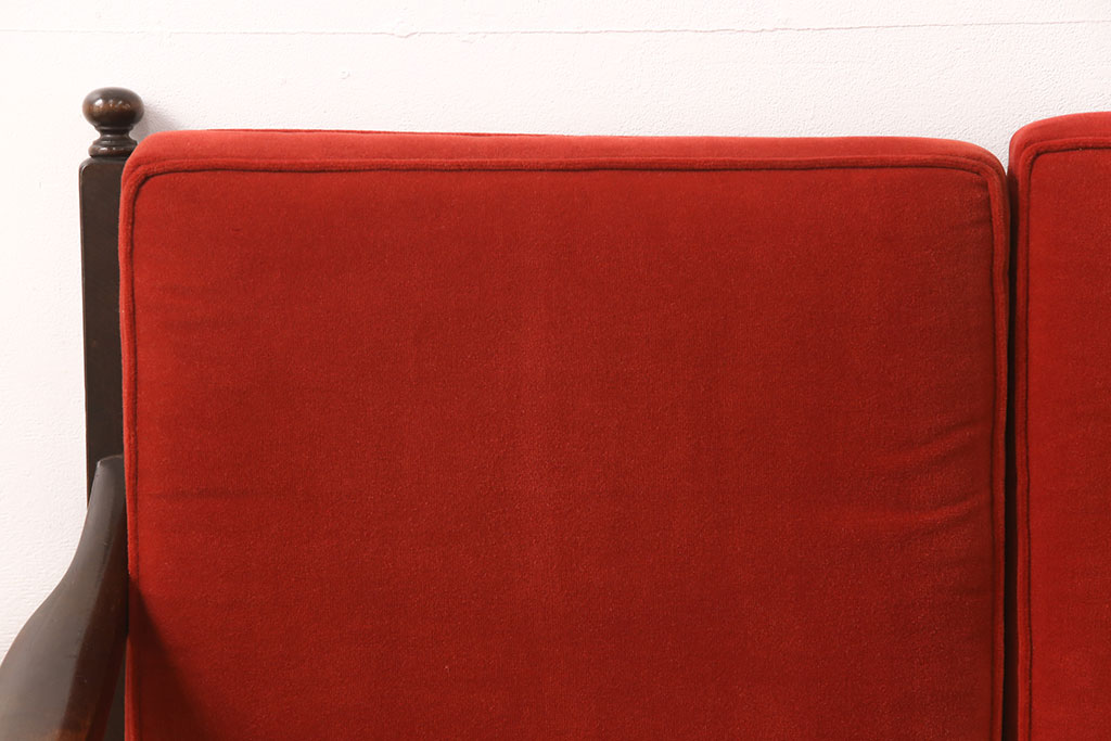 中古美品　松本民芸家具　赤と茶のコントラストが鮮やかな3人掛けソファ(ベンチ、三人掛け、3P)(R-052187)