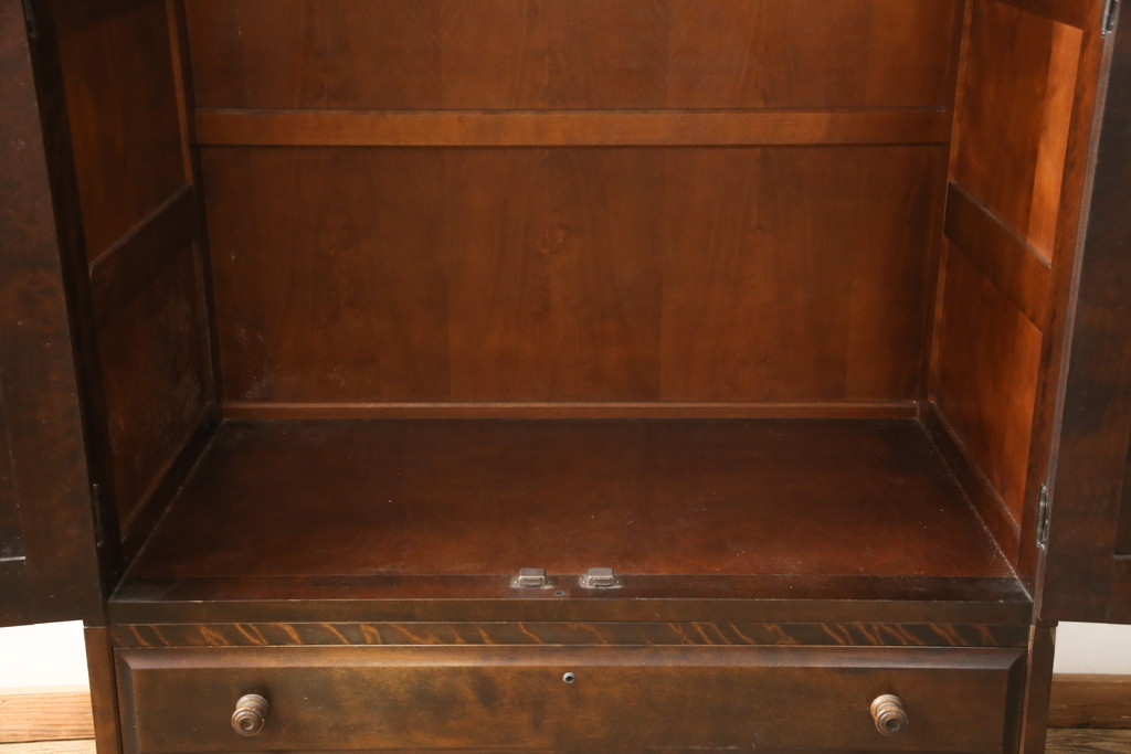 中古　北海道民芸家具　ワードローブをリメイク!取り入れやすいサイズに生まれ変わる収納棚(本箱、下駄箱、ブックケース、本箱、キャビネット)(R-058065)