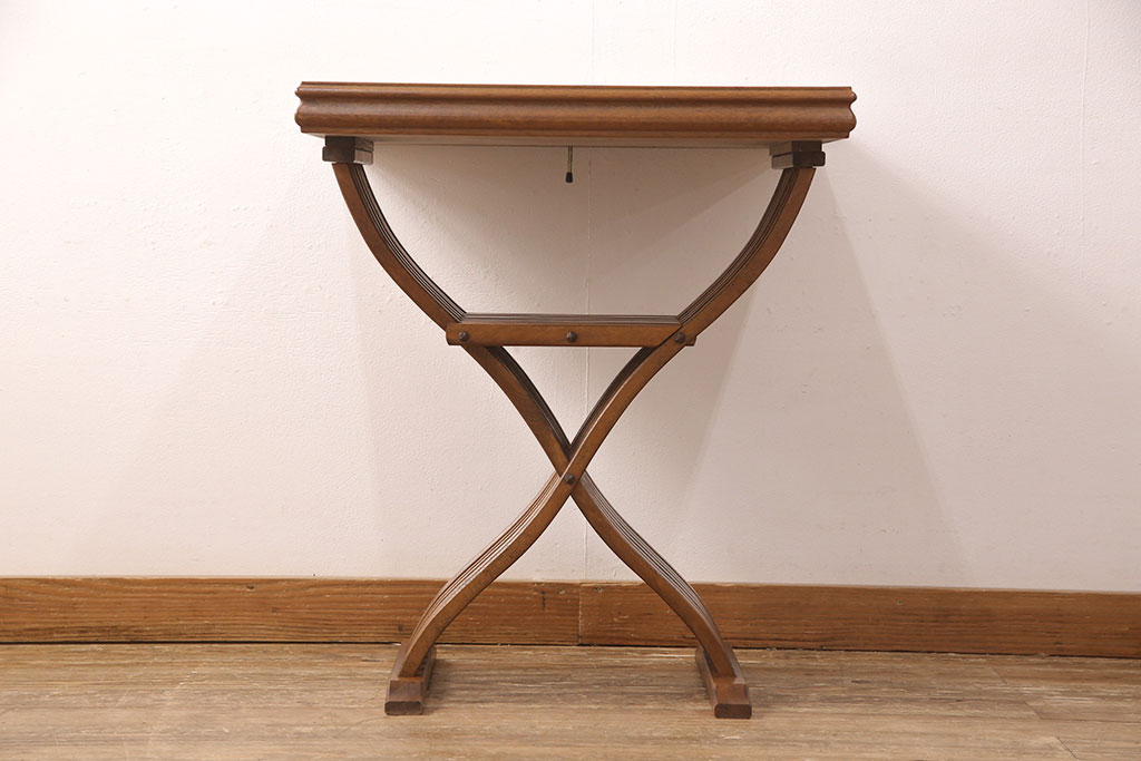 中古　美品　イタリア輸入家具　サヴォナローナデザインがお洒落なゲームテーブル&チェア2脚セット(椅子、折りたたみチェア、イス)(R-052410)