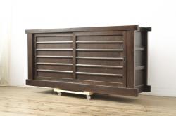 アンティーク家具　木製引き戸のシンプルな収納箪笥サイドボード(収納棚)(R-036604)