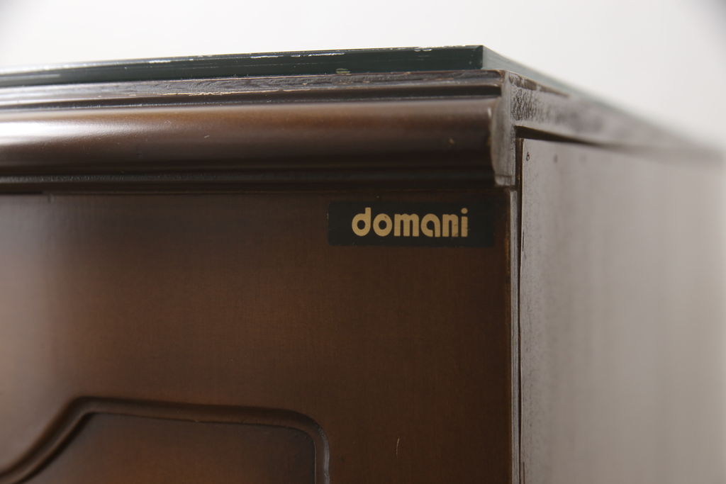 中古　カリモク家具(karimoku)　domani(ドマーニ)　Louis(ルイ)XVシリーズ　隅々まで施された装飾が美しいサイドボード(戸棚、収納棚、サイドキャビネット)(R-062069)