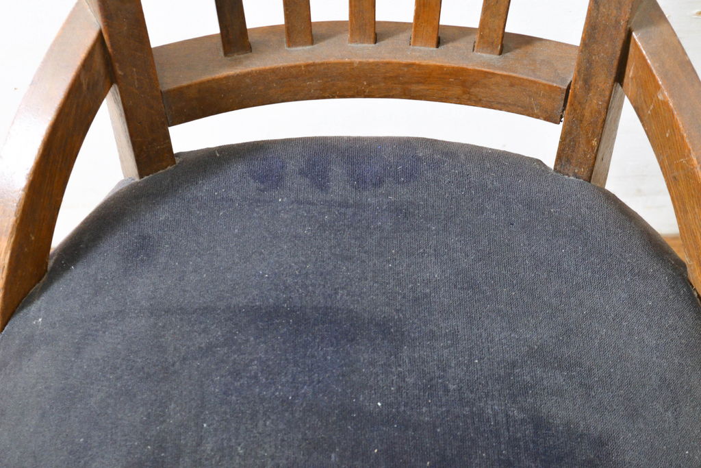 和製アンティーク　ナラ材　大正ロマンな雰囲気が魅力の回転椅子(チェア、イス)(R-060546)