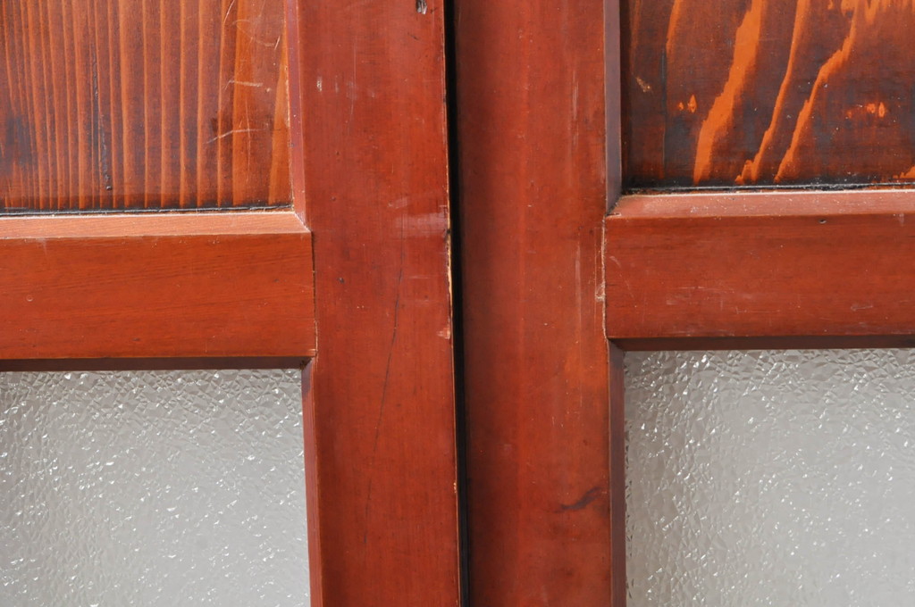 アンティーク建具　上手物!!落ちついた和の空間を演出する漆塗りの幅狭ガラス帯戸4枚セット(引き戸、ガラス戸)(R-069274)