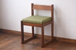 アンティーク家具　イギリスアンティーク　バーチ材　ホイールバックがポイントのロッキングチェア(椅子、板座チェア)(R-043382)