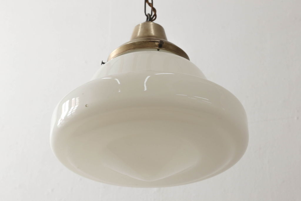 和製アンティーク　大振りサイズ　昭和レトロなデザインのガラスシェード照明(吊り下げ照明、天井照明、ペンダントライト)(R-061412)