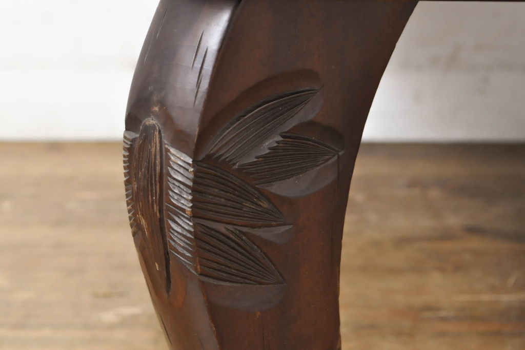 和製ビンテージ　大胆かつ繊細な彫刻が美しい日光彫りのローテーブル(座卓、リビングテーブル、センターテーブル、ヴィンテージ)(R-061671)