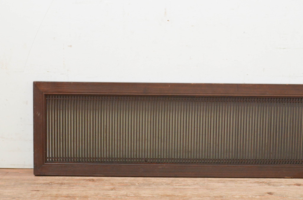 アンティーク建具　整然とした縦桟が美しい筬(オサ)欄間1枚(明り取り、明かり取り、格子、オサランマ)(R-069303)