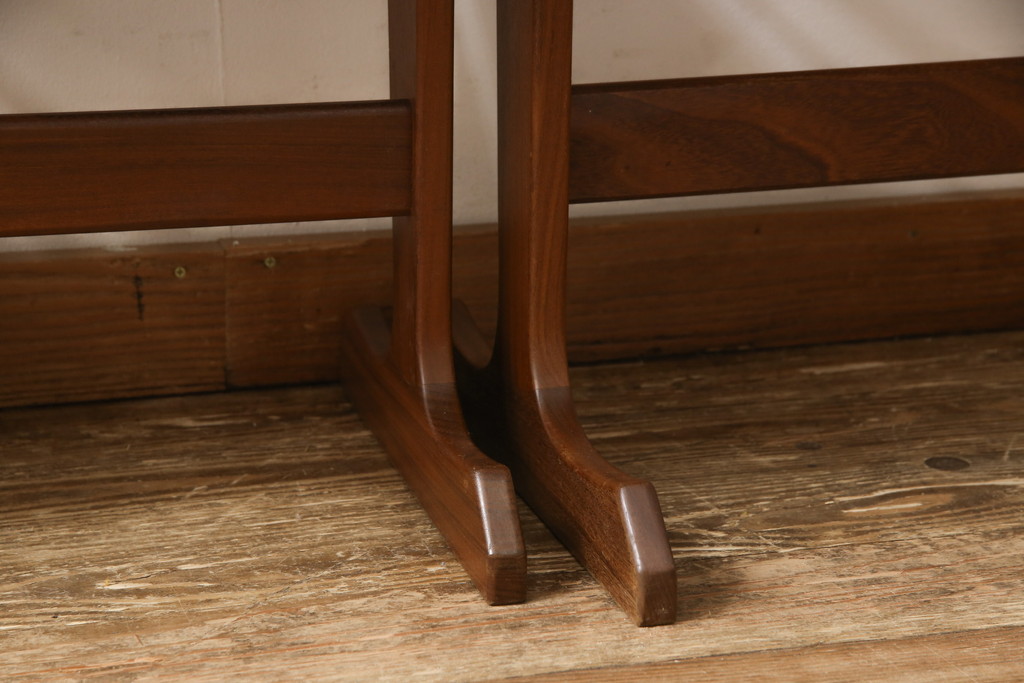 イギリスヴィンテージ　北欧スタイル　G-PLAN(ジープラン)　チーク材　タイルトップがおしゃれなネストテーブル(サイドテーブル、ビンテージ)(R-050267)