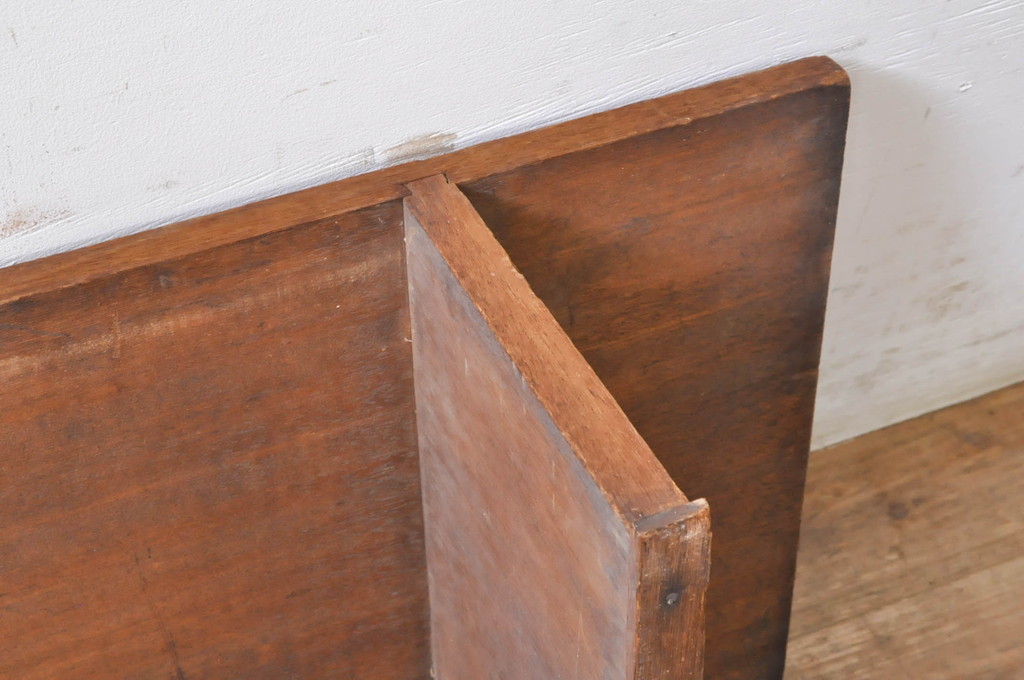和製ビンテージ　ラワン材一枚板　素朴な風合いの裁ち板(ローテーブル、作業台、飾り台、陳列台、ヴィンテージ)(R-069189)