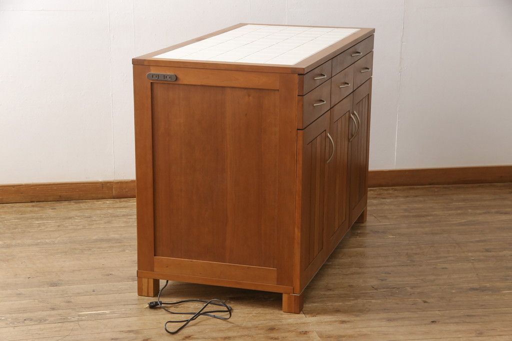 中古　シャルドネ(CHARDONNAY)　チェリー材　温かみある風合いが魅力的なキッチンカウンター(収納棚、戸棚、食器棚、カウンターテーブル)(R-055037)