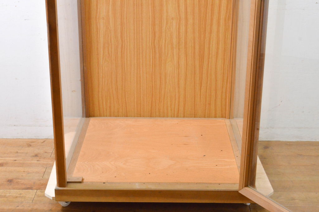和製ビンテージ　木枠　こだわりのディスプレイにおすすめな特大縦型ガラスケース(ショーケース、ヴィンテージ、店舗什器)(R-061255)