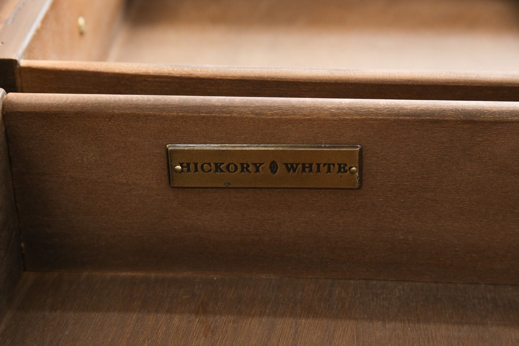 中古　美品　アメリカ高級家具　ヒッコリーホワイト(HICKORY WHITE)　クラシカルな雰囲気を醸し出すアンティーク調デスク(定価約100万円)(両袖机、ワークデスク、在宅ワーク用、テーブル)(R-058148)