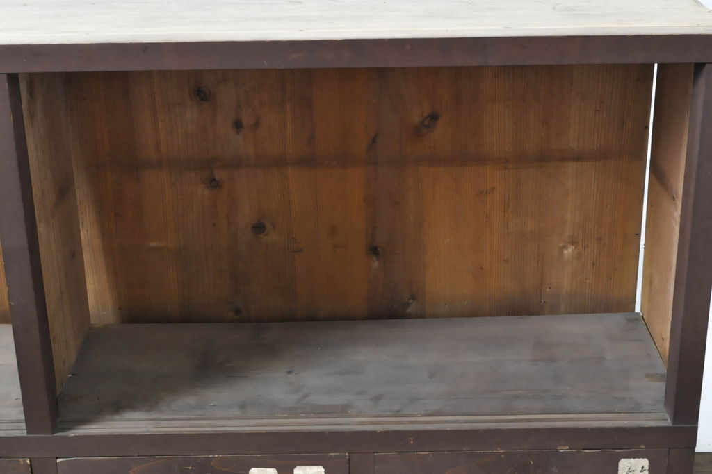 和製アンティーク　ノスタルジックな雰囲気香る収納棚(サイドボード、サイドキャビネット、引き出し、リビングボード)(R-061933)