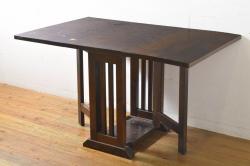 イギリスビンテージ　G-PLAN(ジープラン)　オーク材　小振りで可愛らしい佇まいのサイドテーブル(ナイトテーブル、花台、飾り台、ヴィンテージ、英国、北欧)(R-073803)
