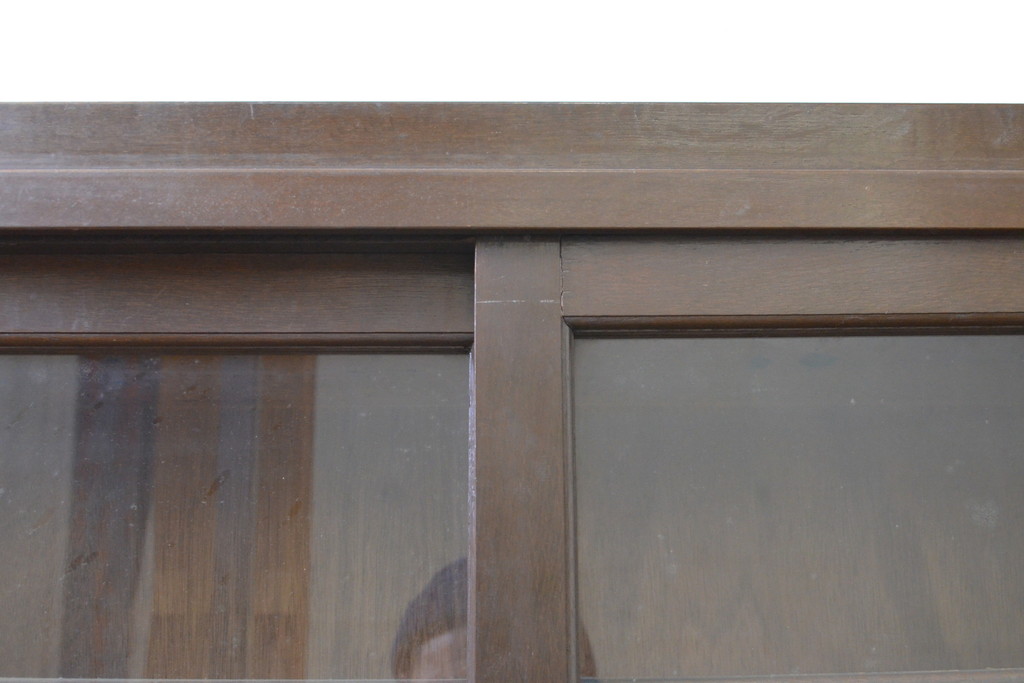 和製アンティーク　ナラ(楢)材　昭和レトロな雰囲気漂う二段重ね食器棚(カップボード、戸棚、収納棚、キャビネット)(R-068085)
