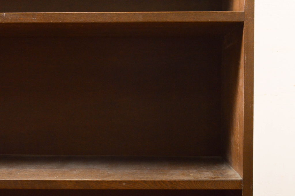 和製アンティーク　昭和初期　ナラ材　シンプルなデザインでお部屋に馴染みやすい本棚(ブックシェルフ、収納棚、飾り棚、ディスプレイ棚、陳列棚)(R-062199)