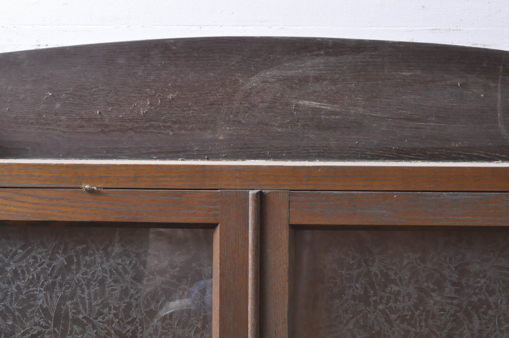 和製アンティーク　大正ロマン　タモ材　懐かしい雰囲気が魅力的な収納棚サイドボード(サイドキャビネット、戸棚、飾り棚、本棚)(R-069179)