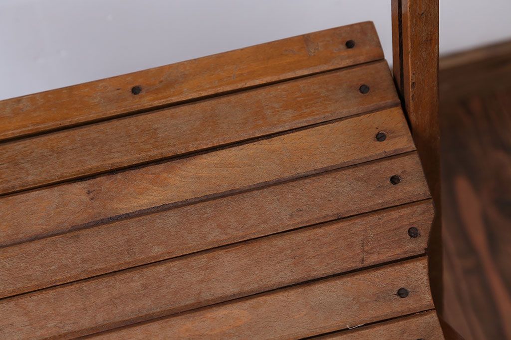 アンティーク家具　イギリスアンティーク　古い木製のフォールディングチェア(3)