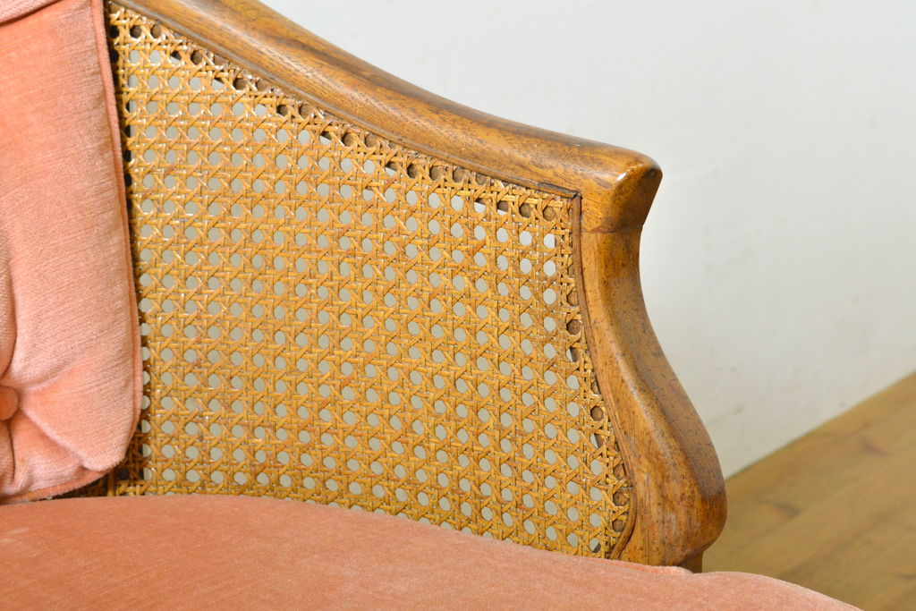 中古　DREXEL HERITAGE(ドレクセルヘリテイジ)　Grand Villa(グランドヴィラ)　くつろぎの時間を演出するキャスター付きアームチェア(椅子、イス、ダイニングチェア)(R-061989)