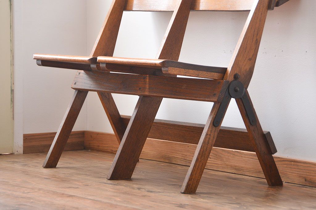 アンティーク家具　イギリスアンティーク　オーク材の折り畳み式2人掛けチャーチベンチ